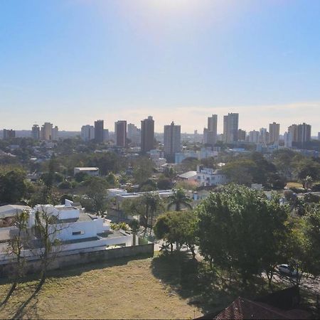 Unidade Independente E Confortavel, Em Sobrado Residencial No Coracao De Foz! Terreo E Piscina Compartilhada Фос-ду-Игуасу Экстерьер фото